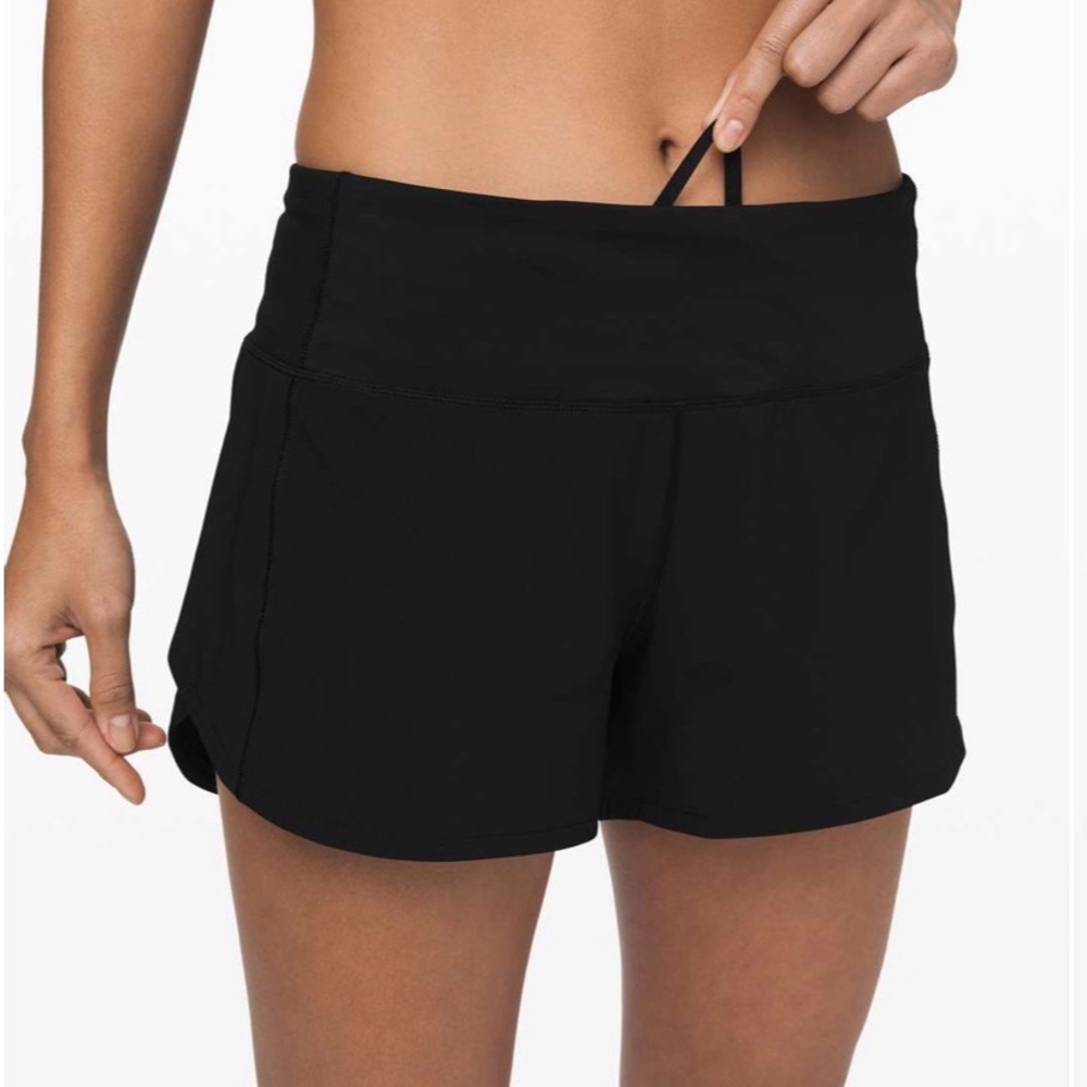 NEW Lululemon Speed Up Mid-Rise Short 4" Size 6
